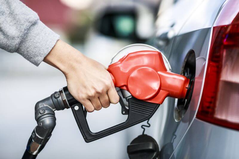 ガソリン給油時の正しい入れ方とは？